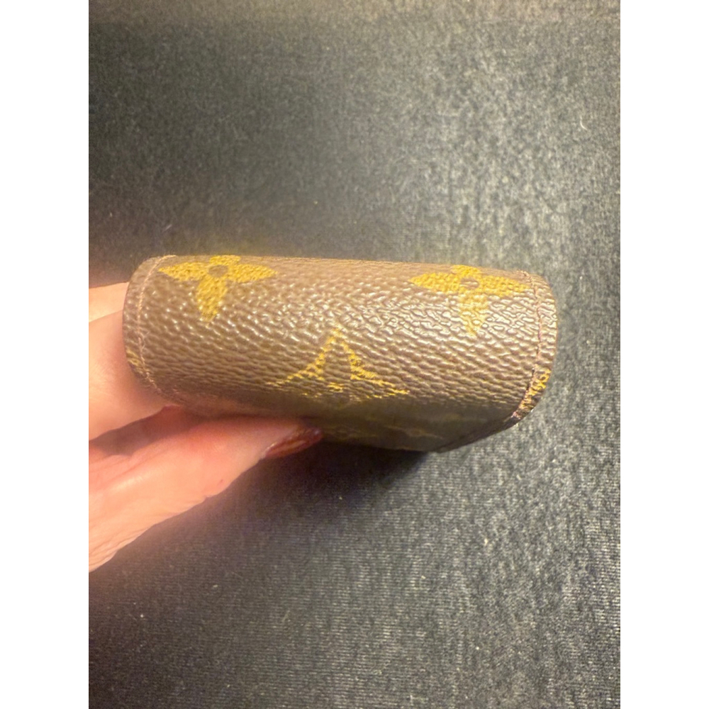 Louis Vuitton Monogram Case - Picture 10 of 12